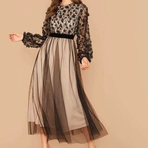 Lace Midi Dress Size Medium